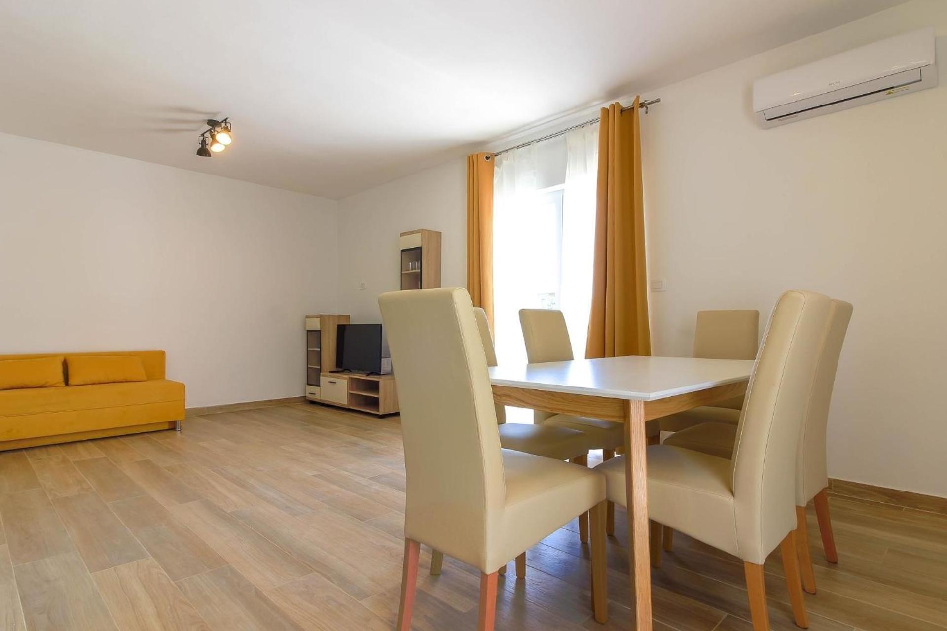 Počitniška hiša Mit Privatpool Fuer 7 Personen Ca 120 Qm In Medulin, Istrien Suedkueste Von Istrien