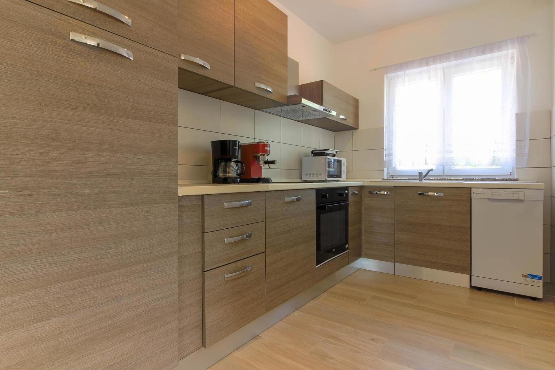 Mit Privatpool Fuer 7 Personen Ca 120 Qm In Medulin, Istrien Suedkueste Von Istrien Počitniška hiša