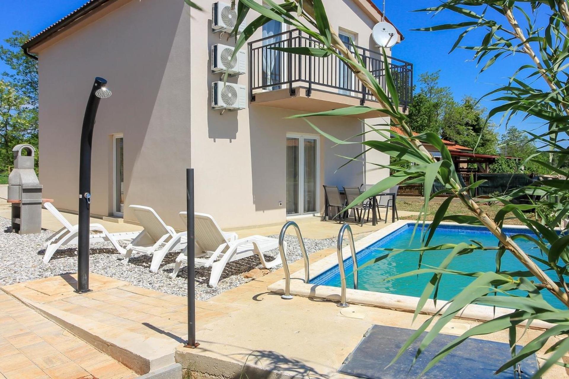 Mit Privatpool Fuer 7 Personen Ca 120 Qm In Medulin, Istrien Suedkueste Von Istrien